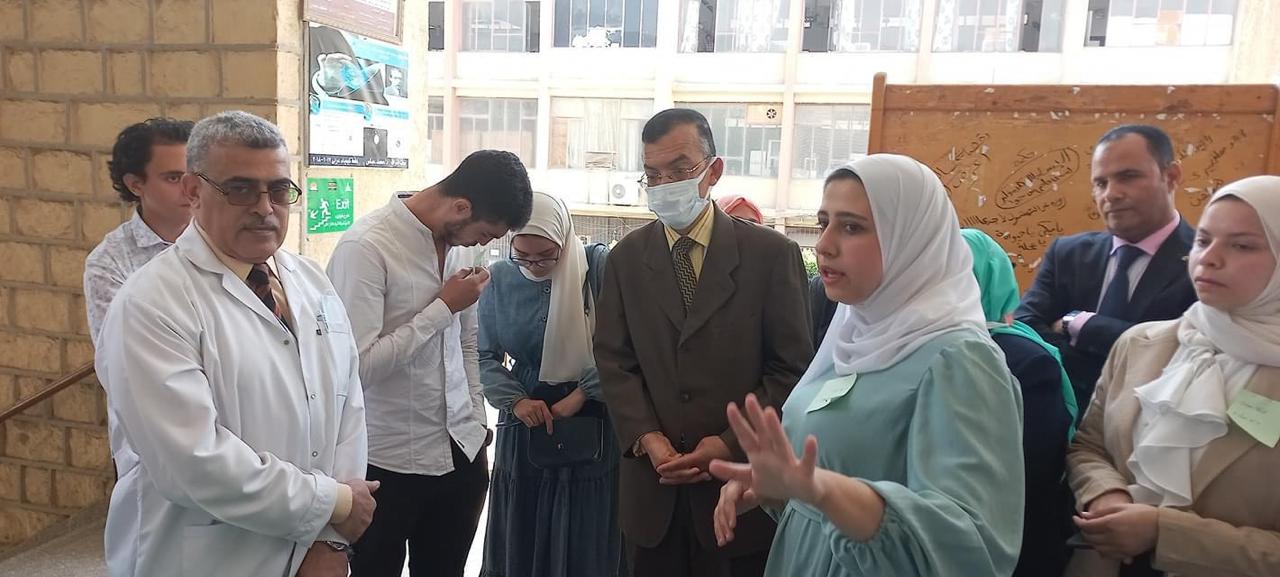 معرض الأنشطة والمشروعات الطلابية الثاني بتربية عين شمس 