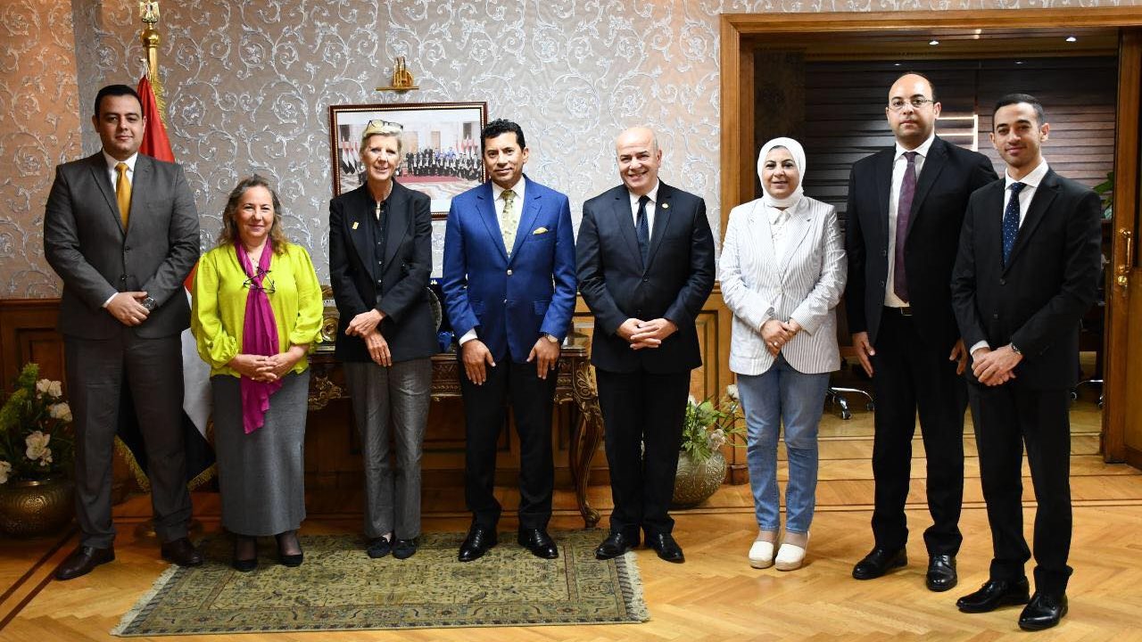 وزير الشباب 