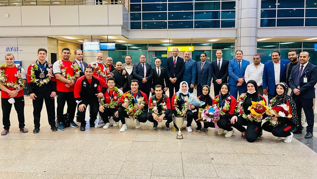 بعثة منتخب رفع الأثقال 