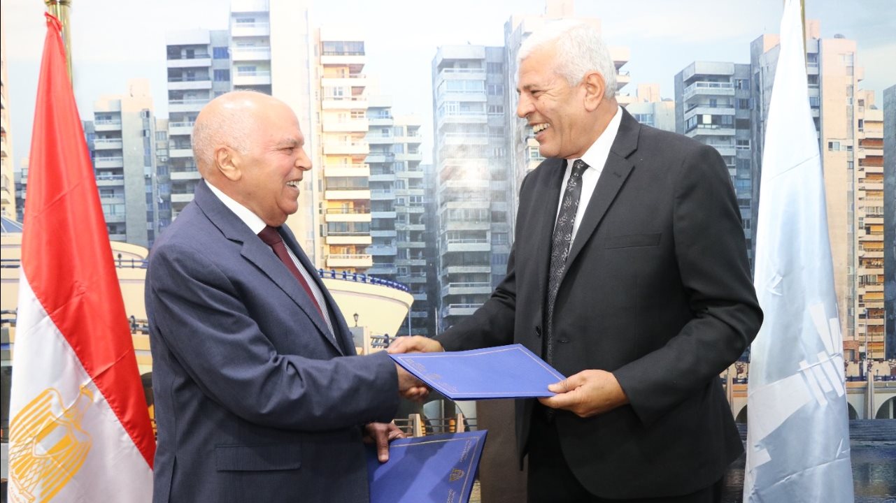 نقيب الزراعيين مع نقيب المعلمين