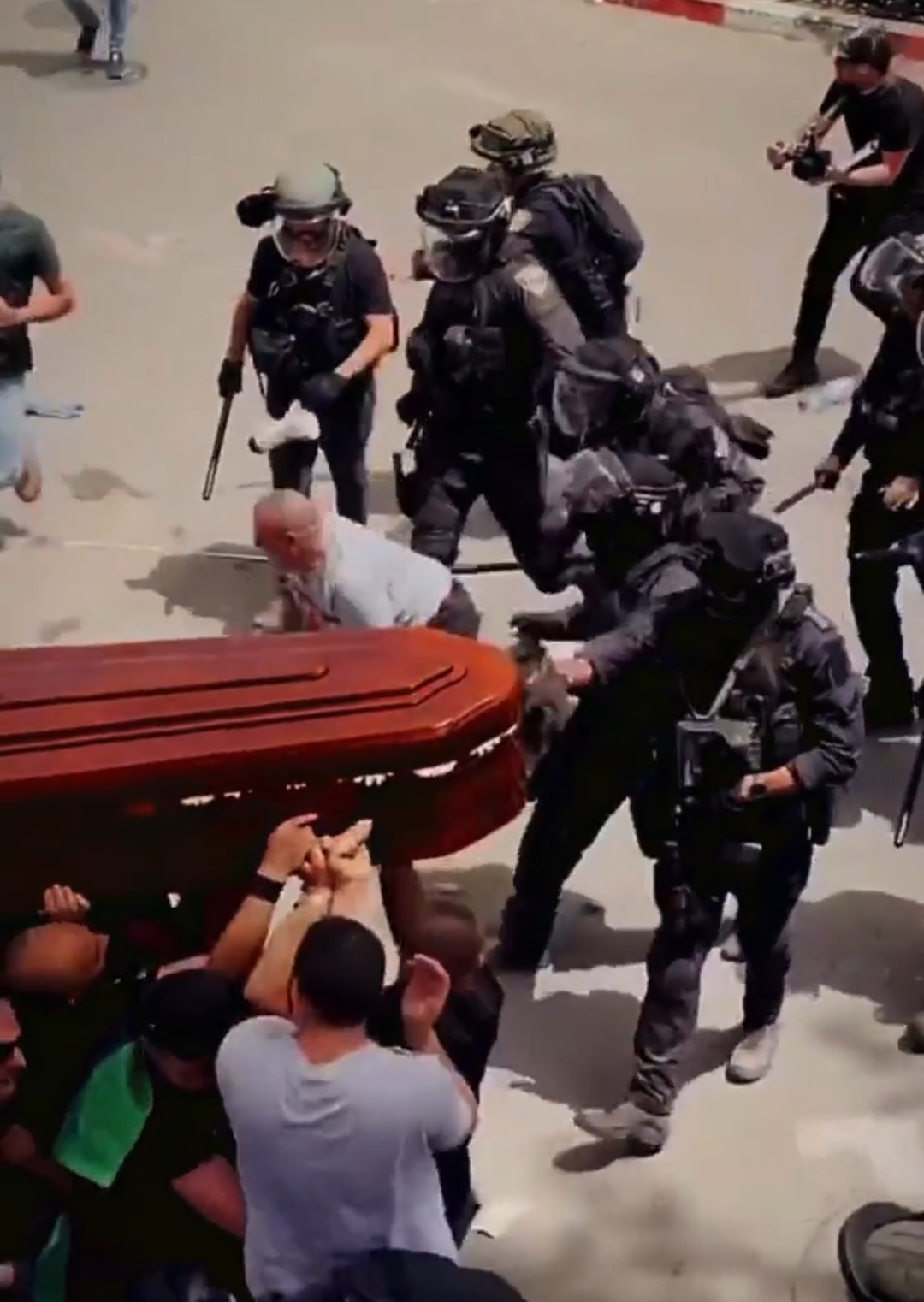 IMG_٢٠٢٢٠٥١٣_١٩١٦١٩