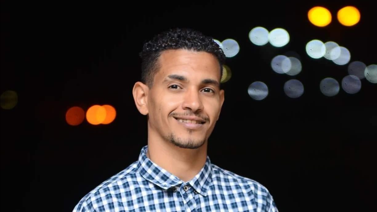 الكاتب مصطفى ادم الجبلاوي