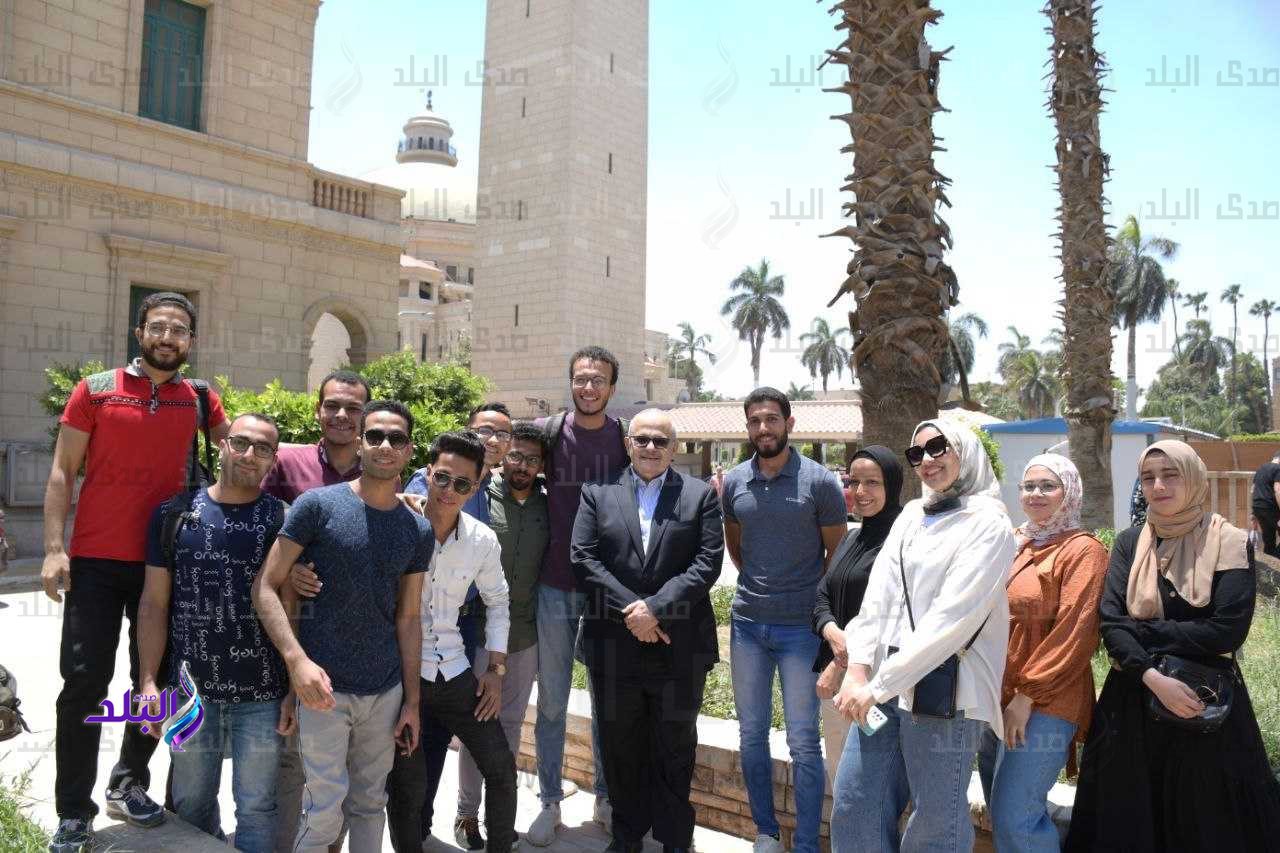 الخشت يلتقي بطلاب الجامعة في حوار أبوي