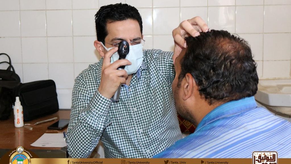 قافلة  جامعة طنطا  الطبية   فى سمنود تعالج   ١٤١٢ حالة وتصرف