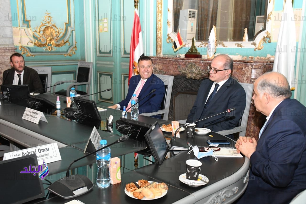 المتيني يستقبل وفداً من جامعة ساوثهامبتون لبحث سبل التعاون المشترك