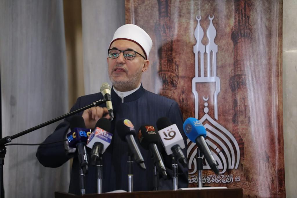 الدكتور نظير عياد 