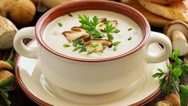 طريقة عمل شوربة المشروم بالكريمة