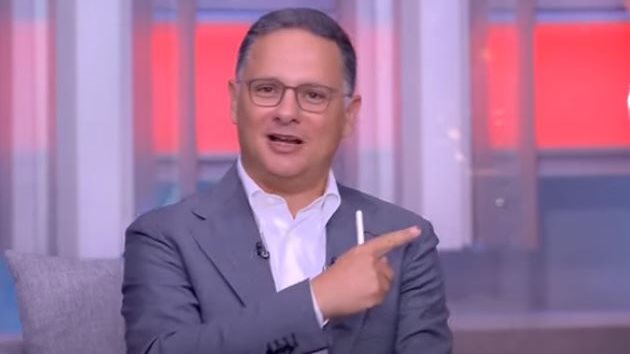 شريف عامر يعرض فيلما عن 