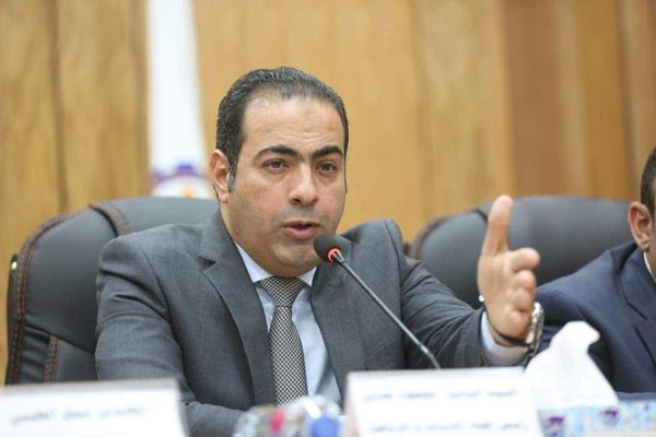 رئيس لجنة الشباب والرياضة