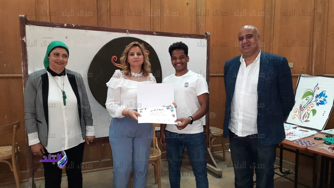 اختتمت اليوم كلية الآداب بجامعة عين شمس الأنشطة الطلابية لاتحاد الكلية