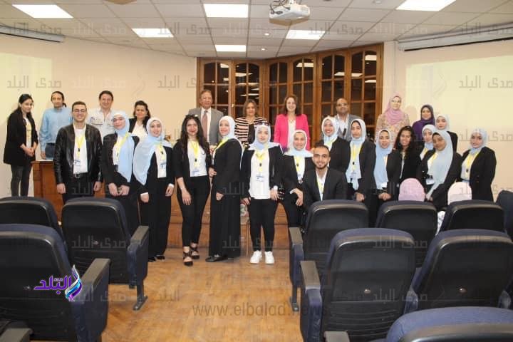 ناقش قسم الإعلام بكلية الآداب جامعة عين شمس