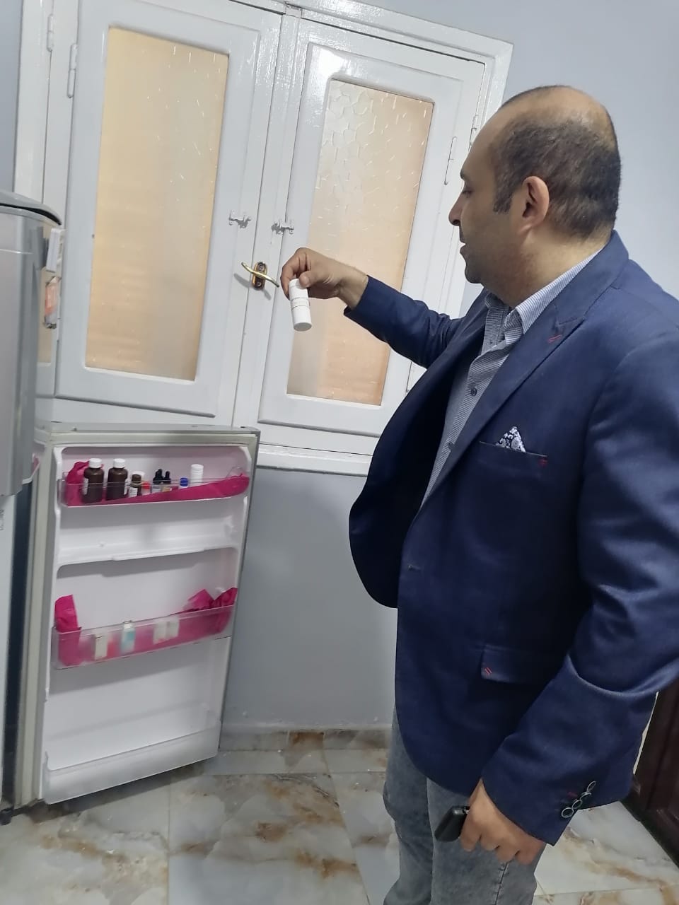 البحيرة البحيرة