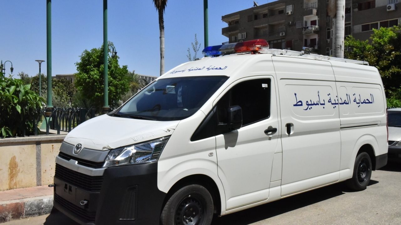سيارات الحماية المدنية الجديدة بأسيوط 