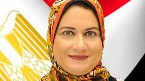 نادية فتحي وكيل مديرية التربية والتعليم