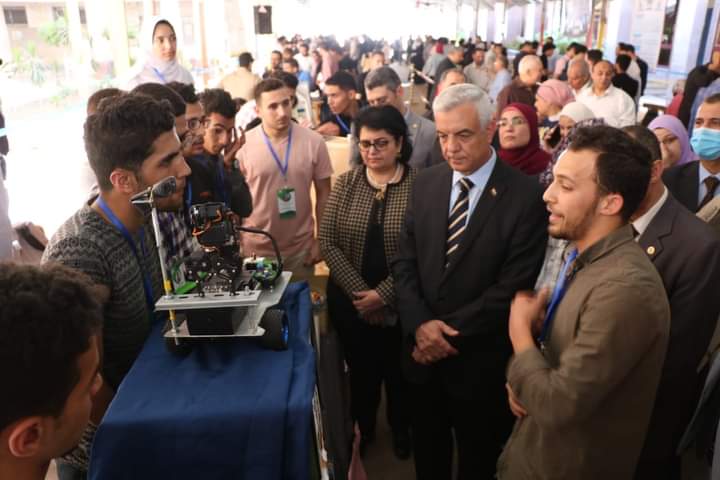 رئيس جامعة المنوفية رئيس جامعة المنوفية