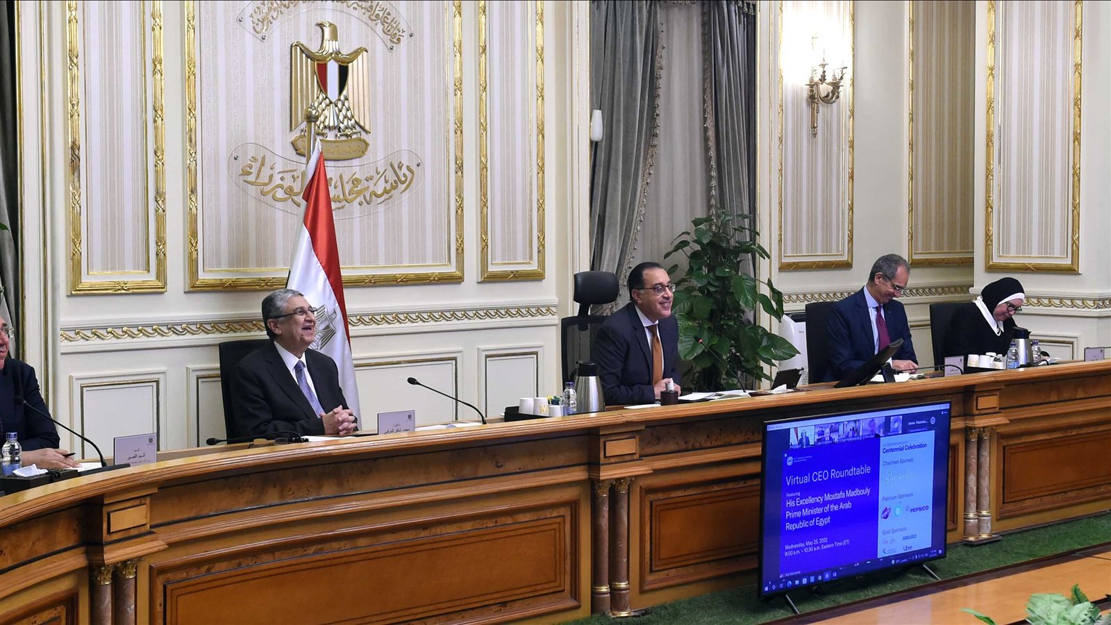 الدكتور مصطفى مدبولي رئيس الوزراء الدكتور مصطفى مدبولي رئيس الوزراء