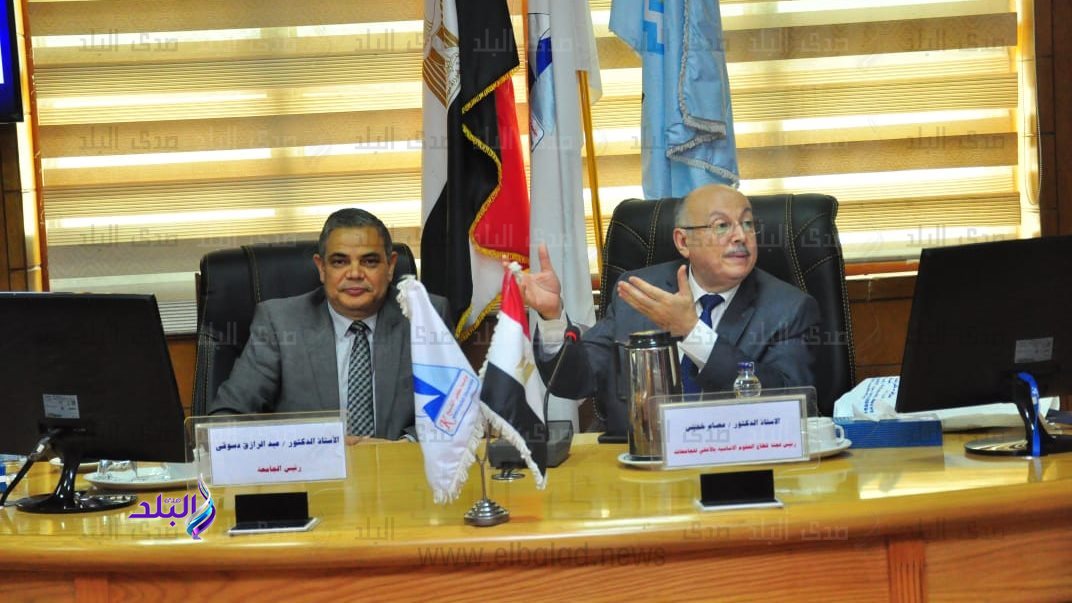 جانب من الاجتماع جانب من الاجتماع