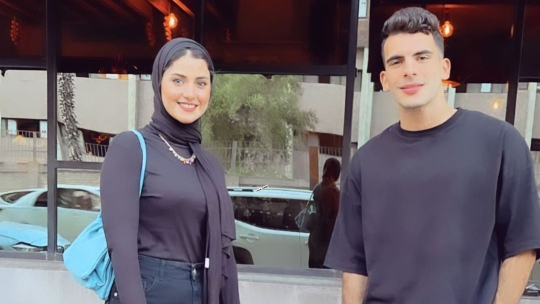 زيزو وزوجته