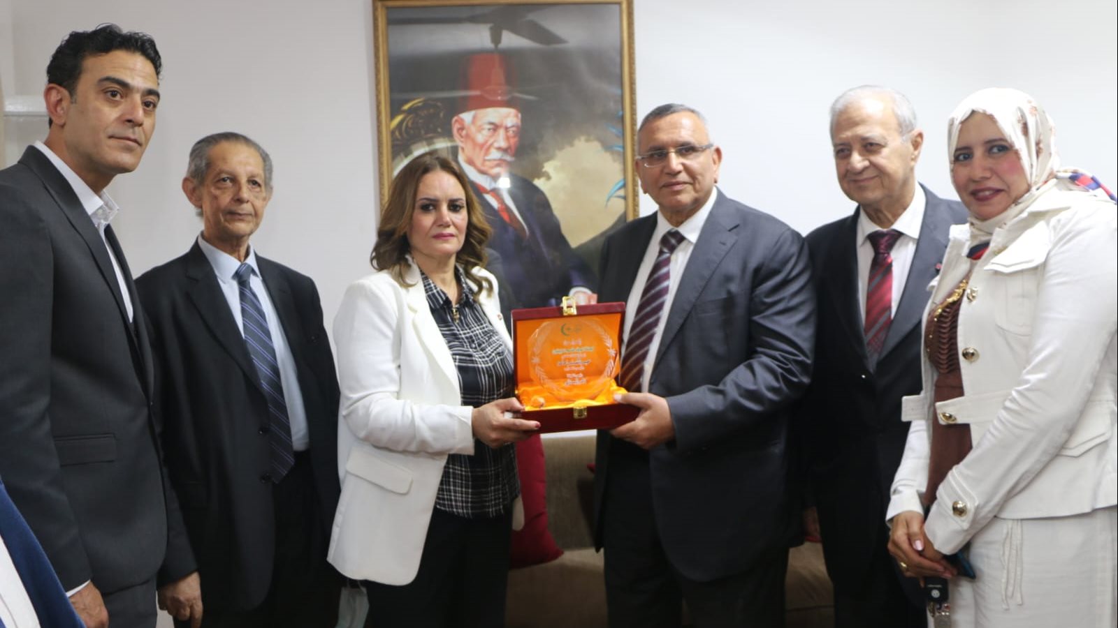 رئيس الوفد يفتتح مقر لجنة قسم الزيتون