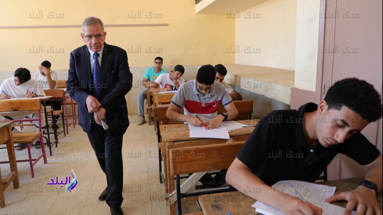 امتحانات الدبلومات الفنية