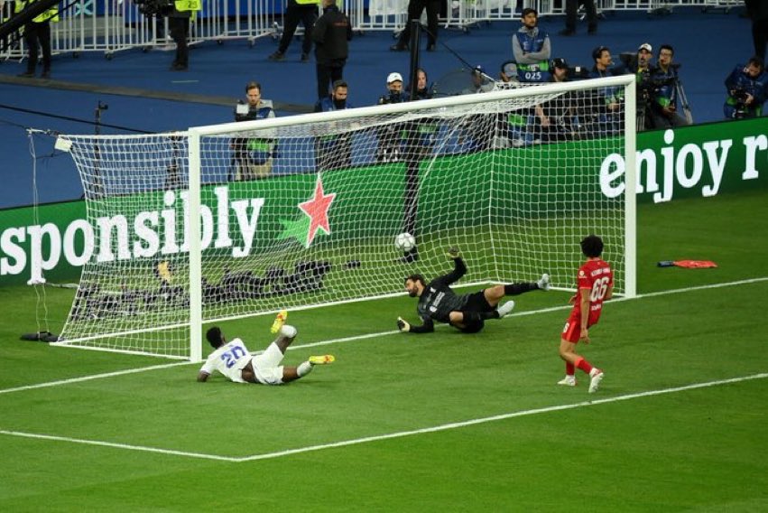 هدف ريال مدريد في شباك ليفربول