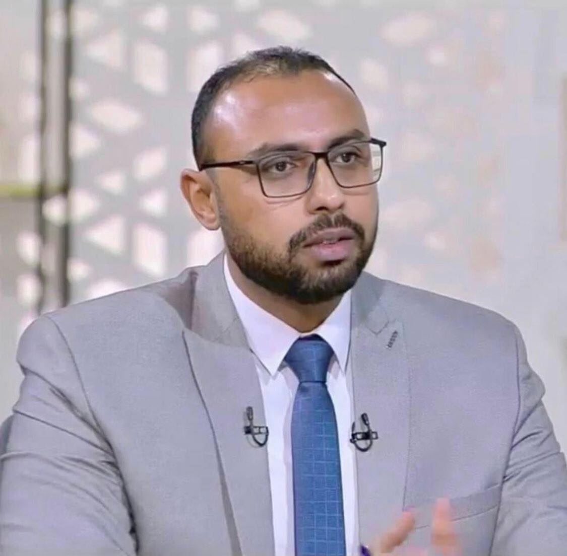 الدكتور على الادريسي