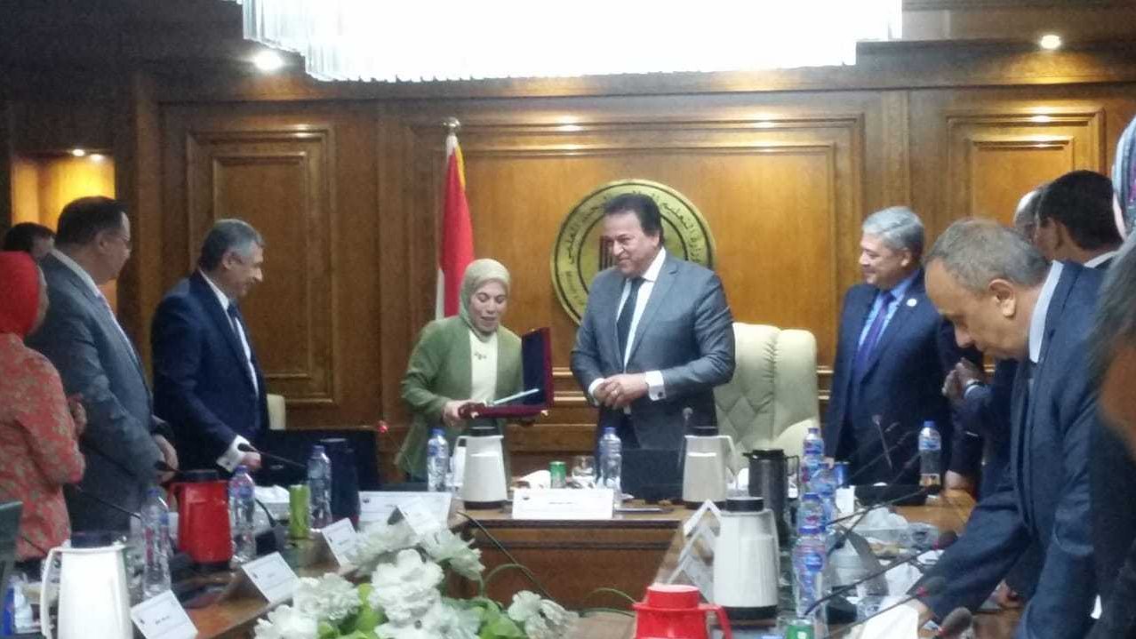وزير التعليم العالي يرأس اجتماع مجلس المراكز والمعاهد والهيئ