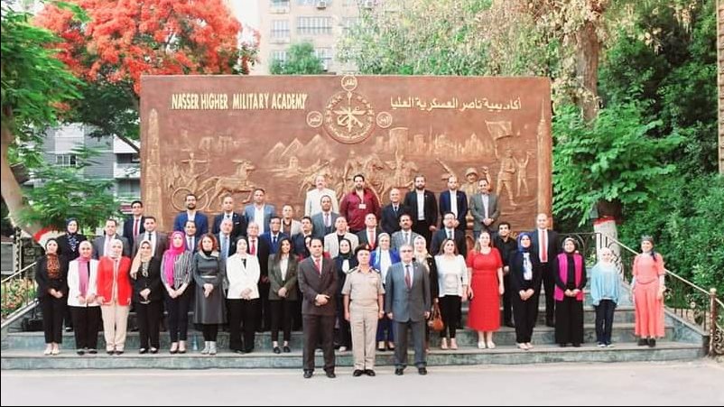 صورة من تخريج الدورة الخامسة