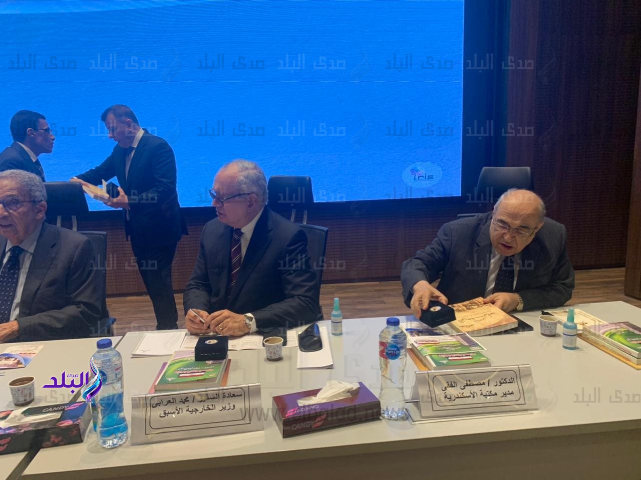 مؤتمر بحوث الشرق الأوسط بجامعة عين شمس 