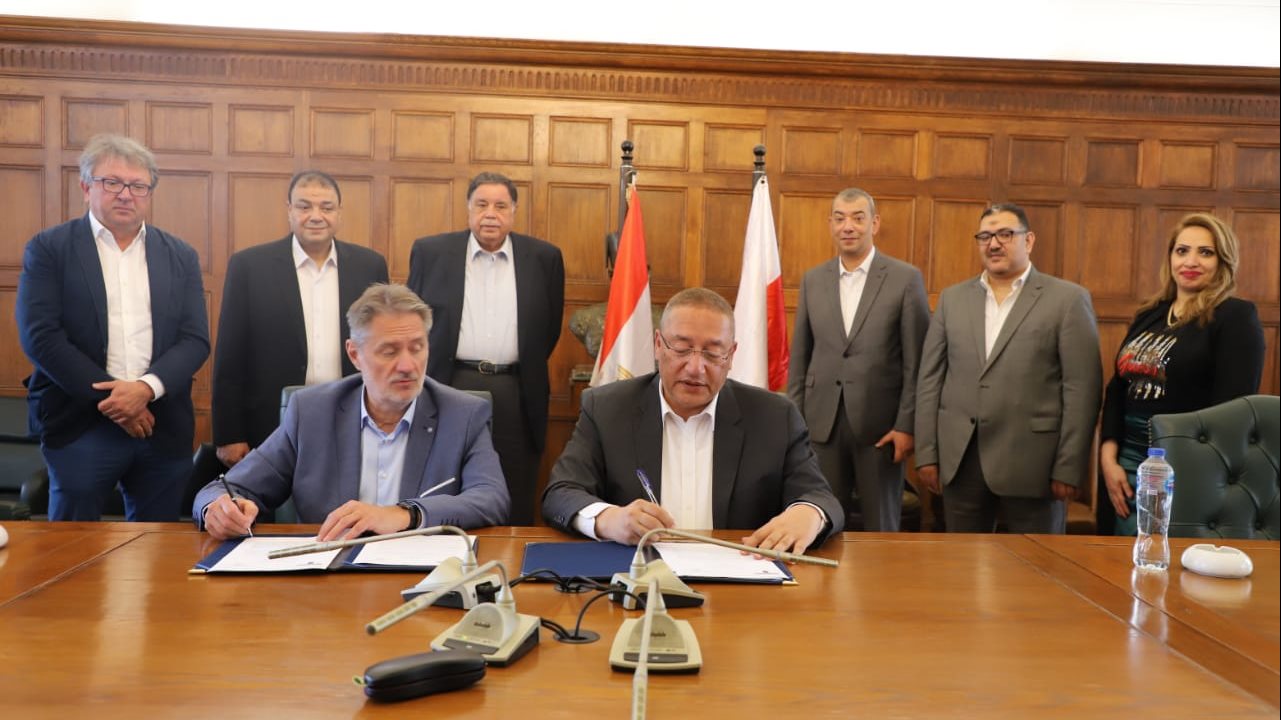 توقيع بروتوكول تعاون بتجارية الإسكندرية