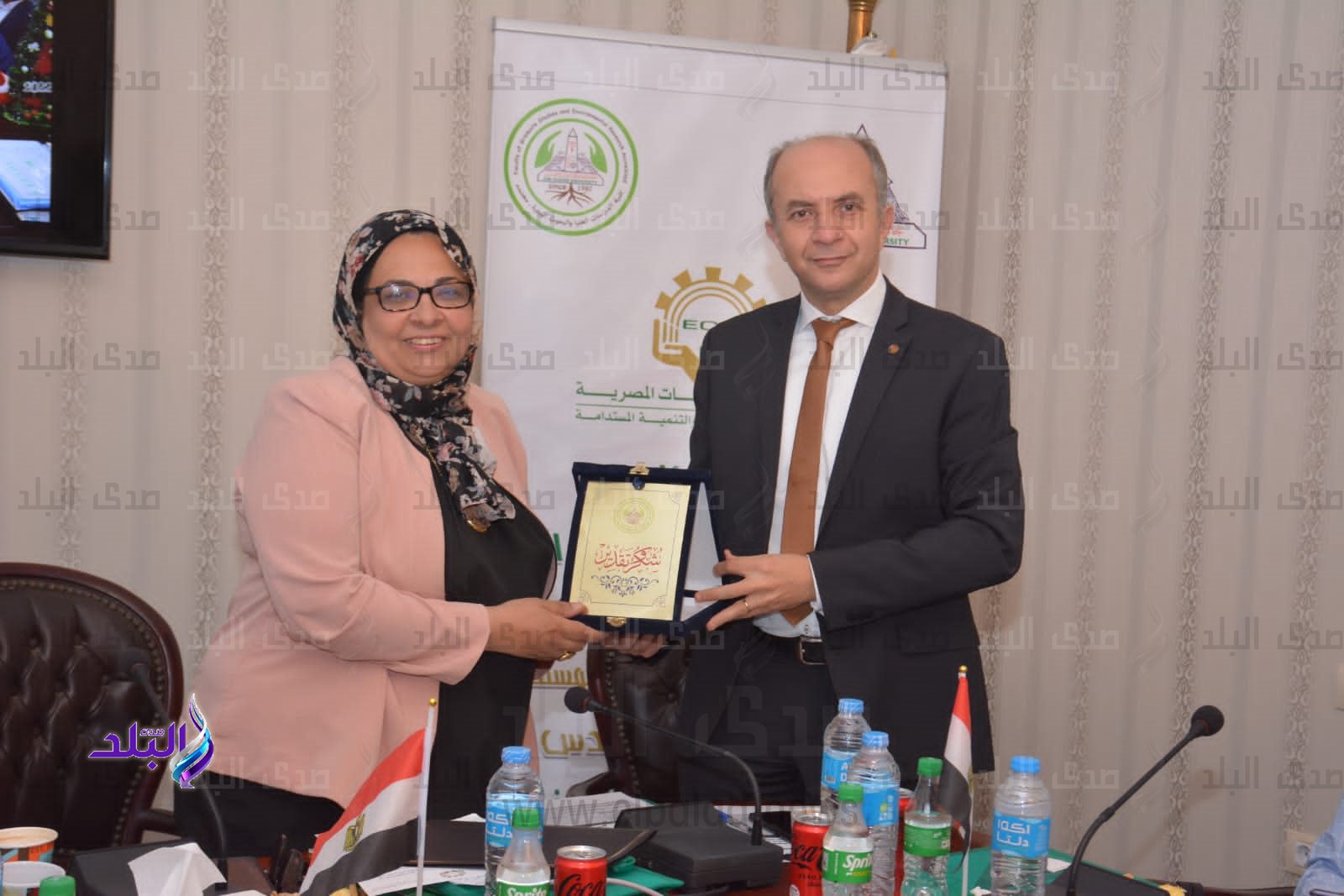 اعتماد مركز الاستشارات البيئية بكلية الدراسات البيئة بعين شمس