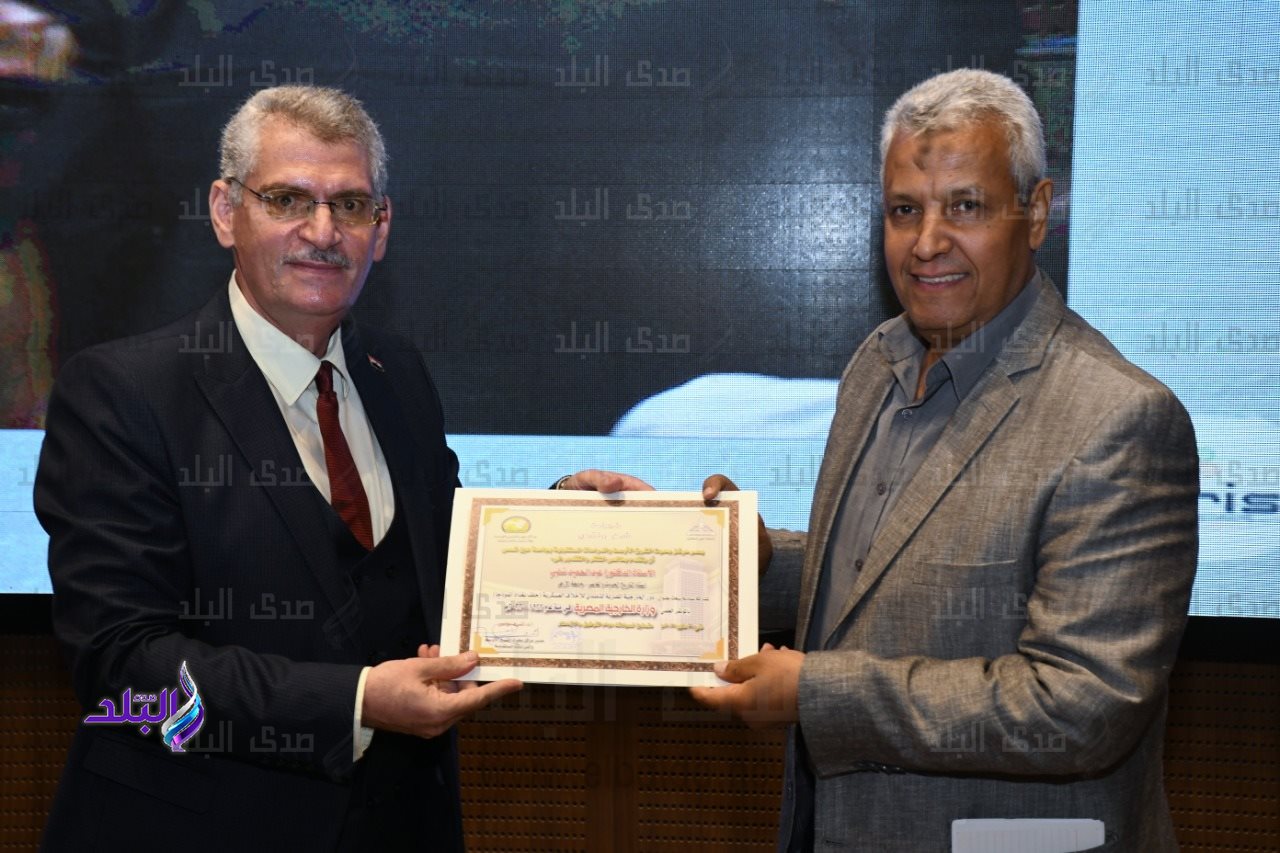 جامعة عين شمس 