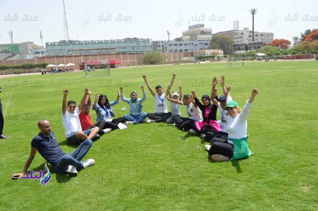 0446B756-5001-4975-95CD-FCF79F7E1D7F