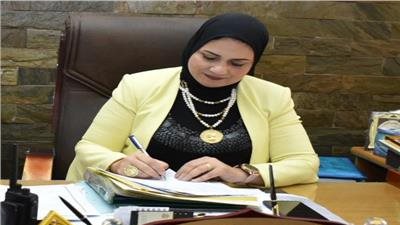 نادية فتحي وكيل مديرية التربية والتعليم في الإسكندرية