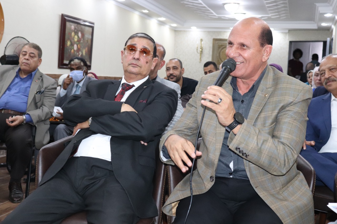  محمود خليفة نائب رئيس الحركة الوطنية المصرية 