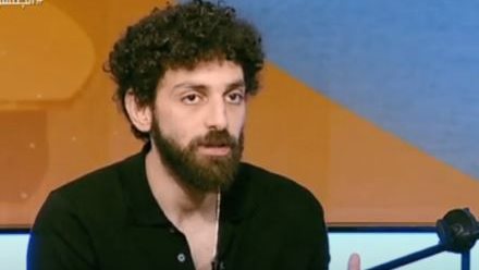 المطرب أدهم عصام