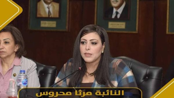 النائبة مرثا محروس وكيل لجنة الاتصالات بالبرلمان 