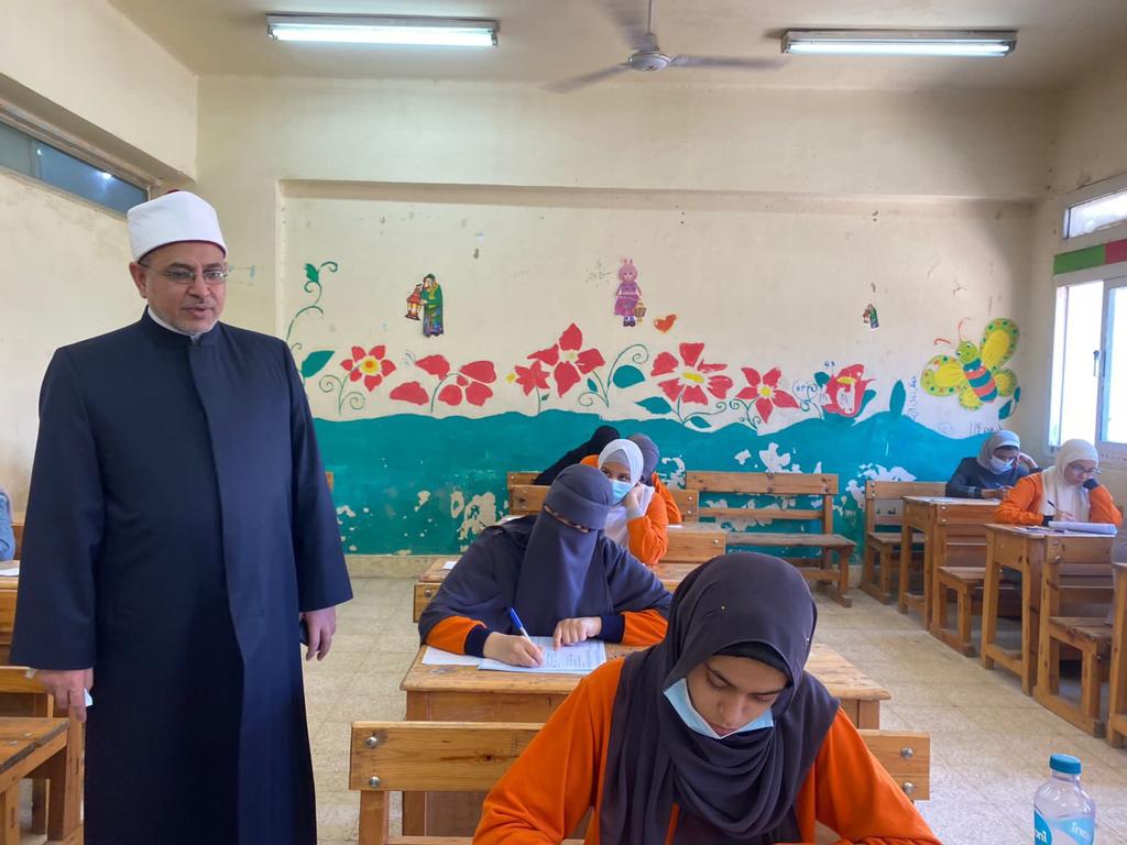 امتحانات الثانوية الأزهرية 