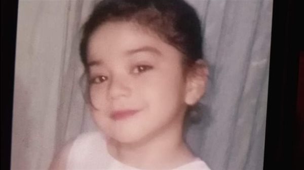 الطفلة ساندي