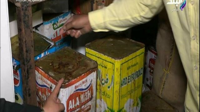 حملة جهاز حماية المستهلك على مخزن 