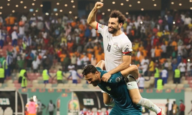 محمد صلاح وأبو جبل