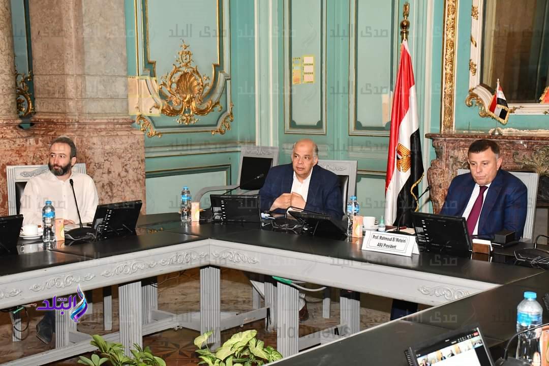 جامعة عين شمس 