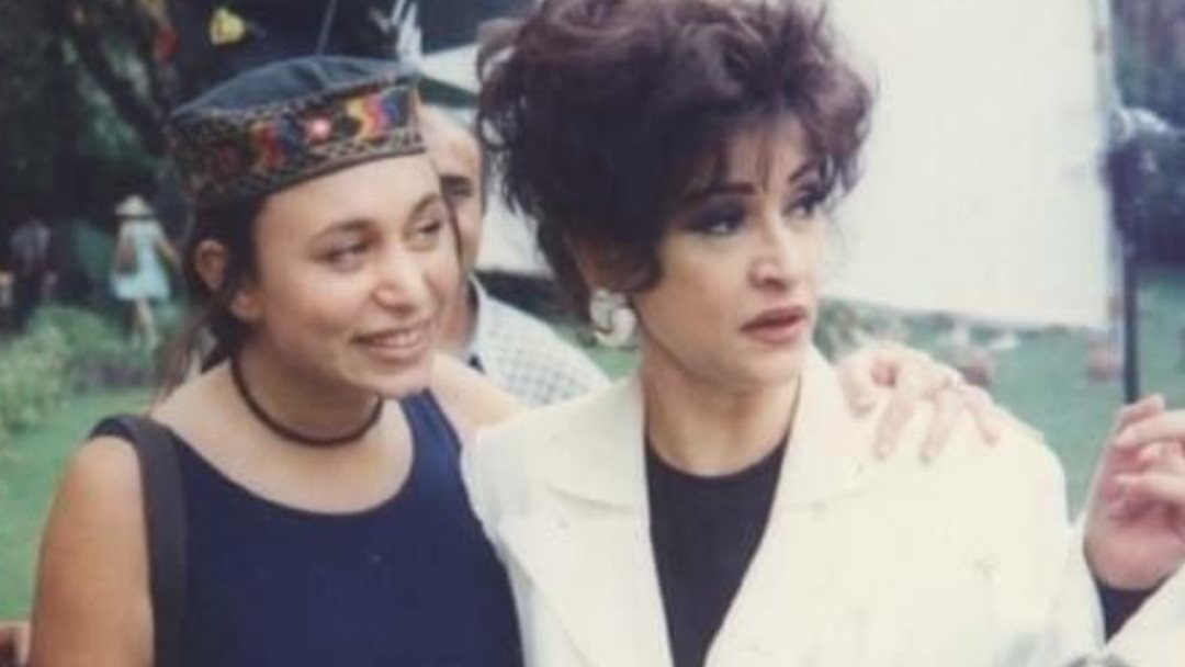 وردة وانجي علي