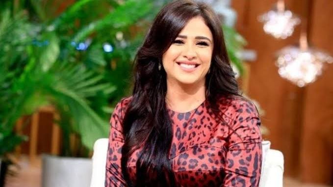 ياسمين عبد العزيز