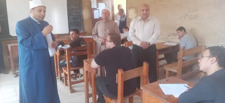 رئيس منطقة الأزهر يتفقد سير الامتحانات في المنوفية