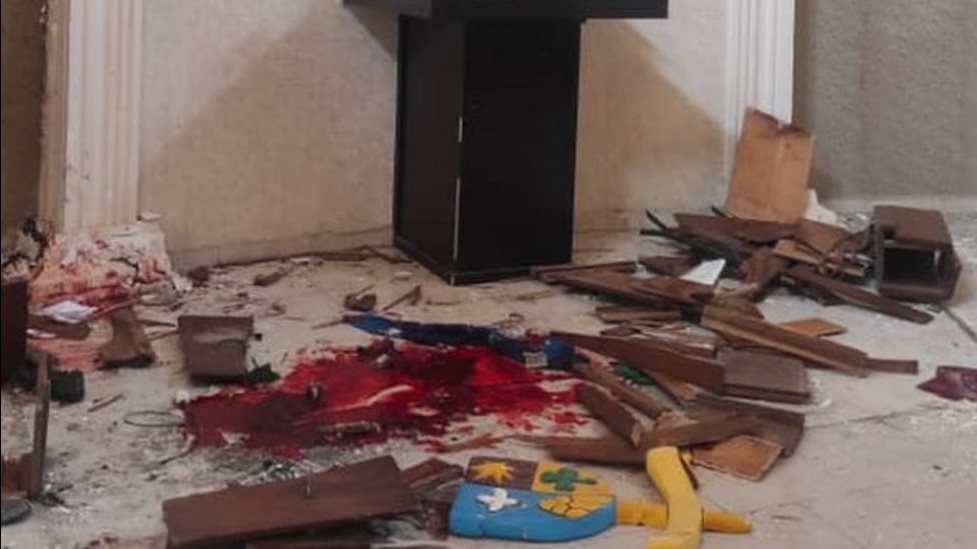 آثار تفجير كنيسة بنيجيريا