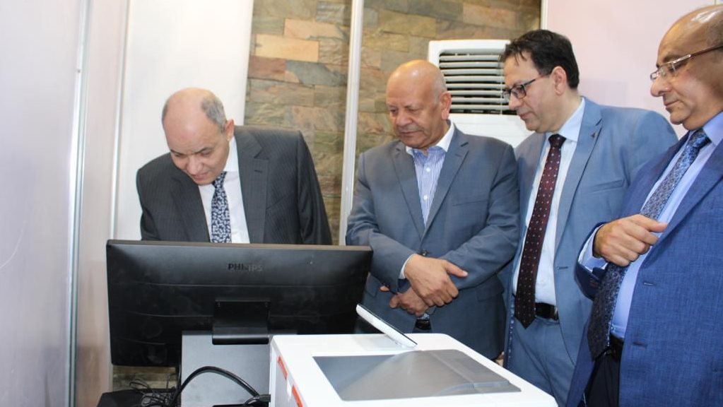 رئيس هيئة النيابة الادارية يدلي بصوته في  انتخابات نادي