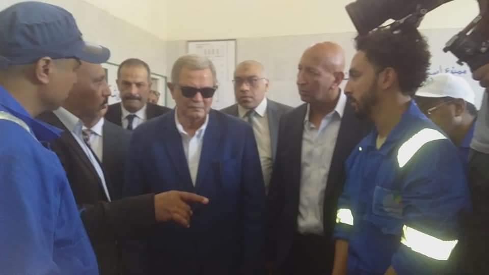 رئيس القابضة