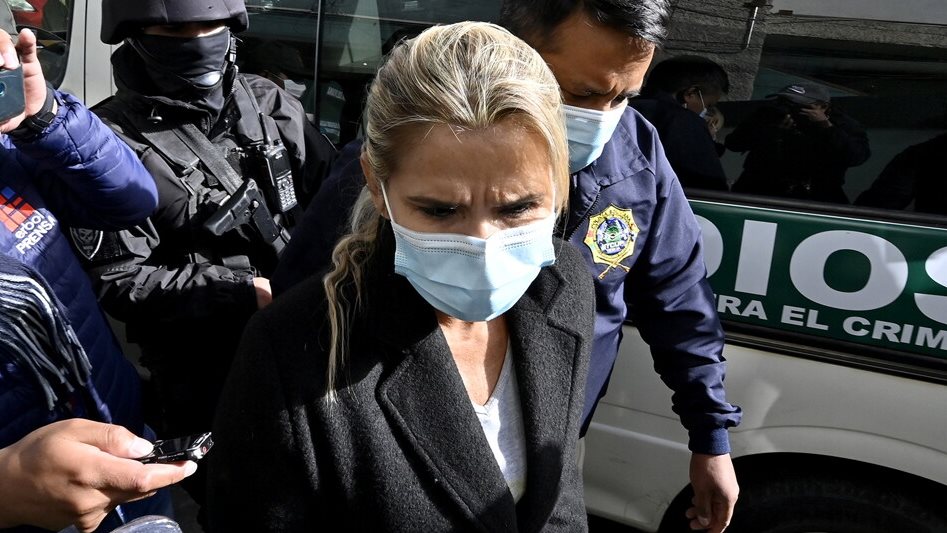 10 سنوات سجن لرئيسة بوليفيا السابقة جانين أنيز