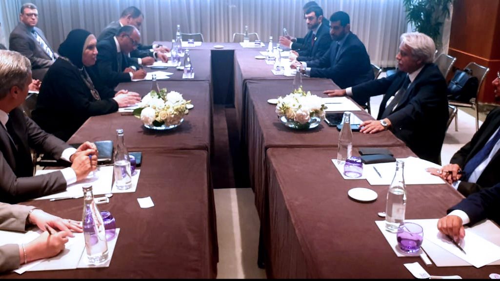 خلال اللقاء